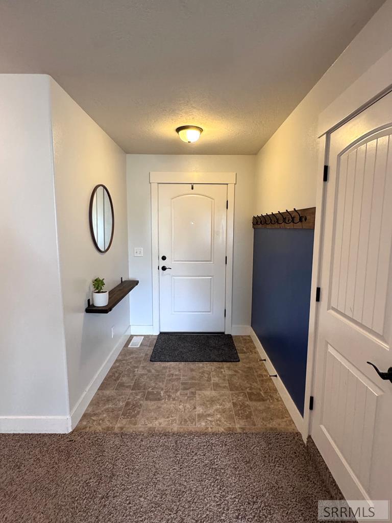 3937 E 172 N Property Photo 4