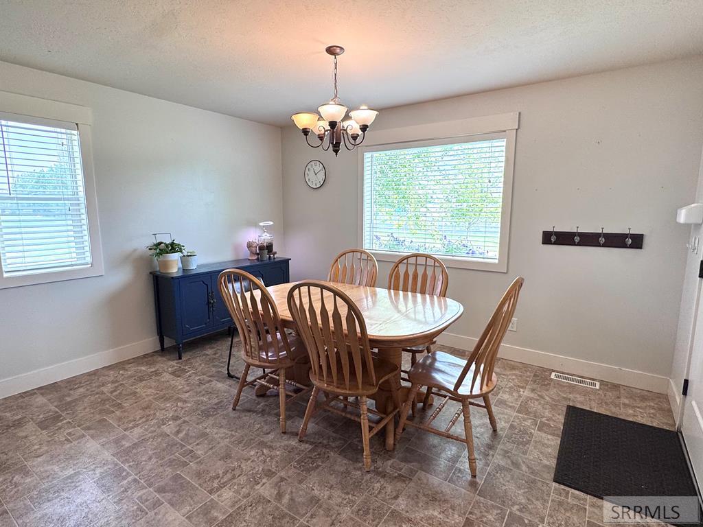 3937 E 172 N Property Photo 7