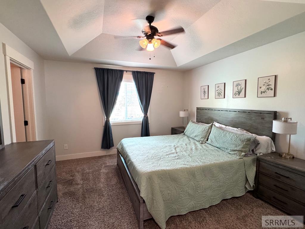3937 E 172 N Property Photo 14