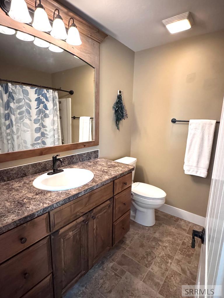 3937 E 172 N Property Photo 15