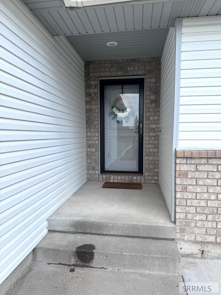 3937 E 172 N Property Photo 28