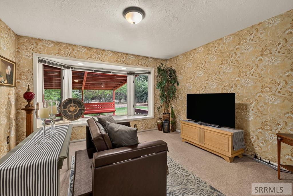 1900 Ross Avenue Property Photo 18