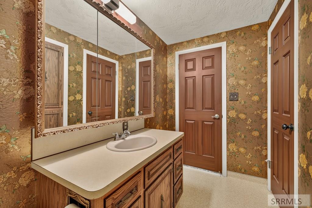 1900 Ross Avenue Property Photo 54