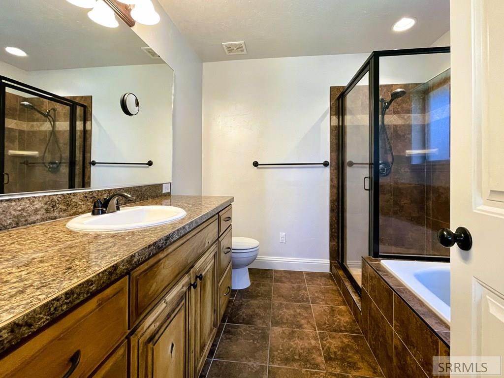 6020 Malory Drive Property Photo 10