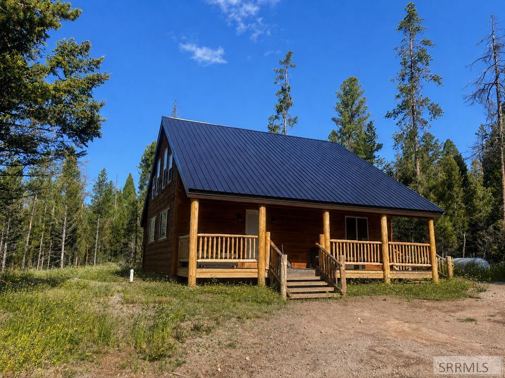 4177 Forest View Drive Property Photo 1