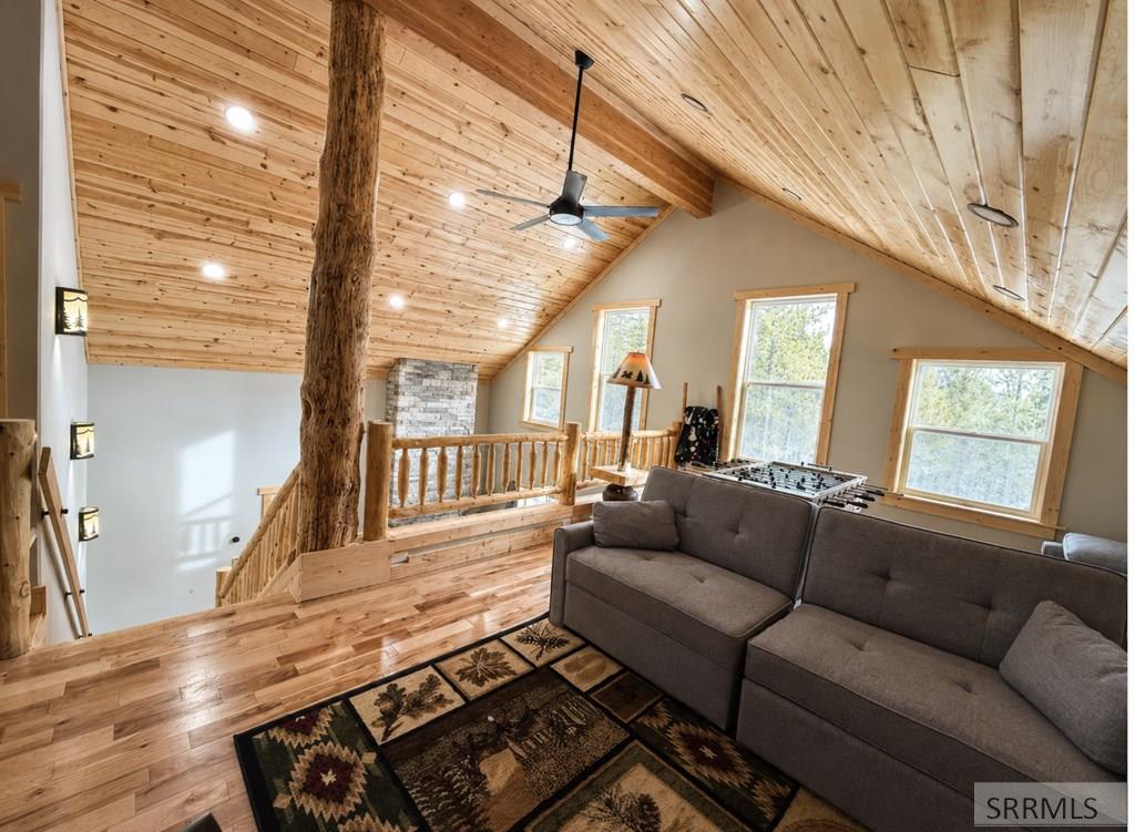 4177 Forest View Drive Property Photo 15