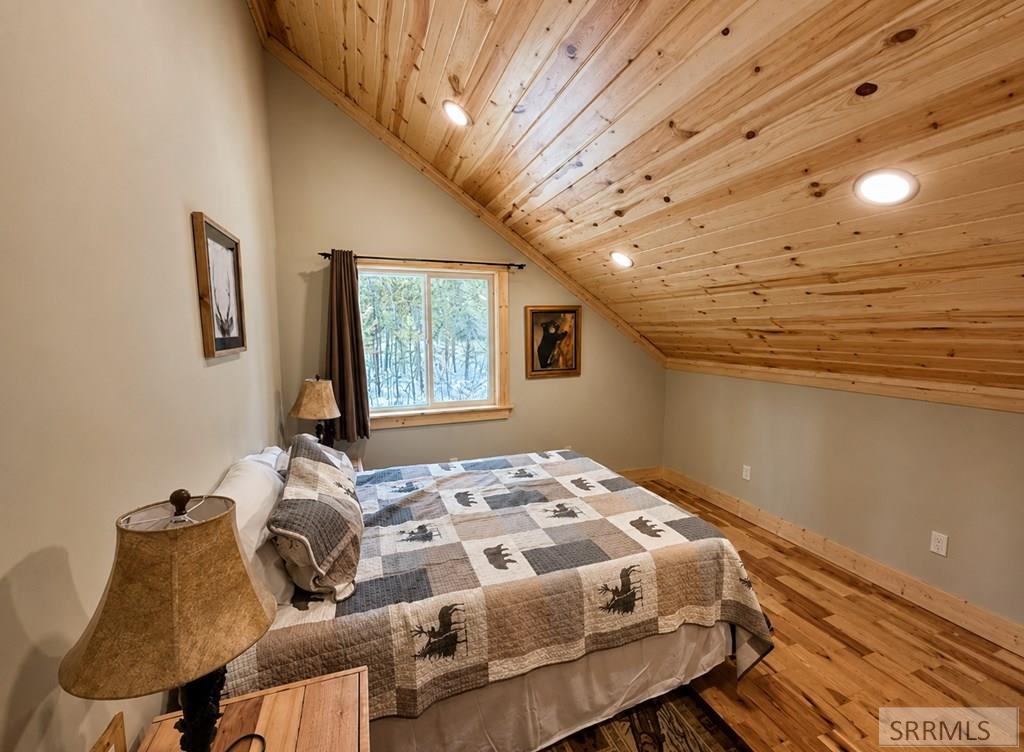 4177 Forest View Drive Property Photo 23