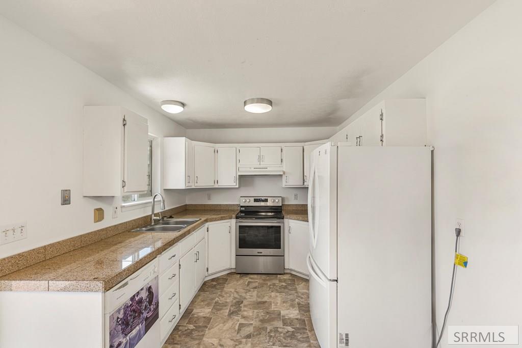 1066 Rocky Point Road Property Photo 11