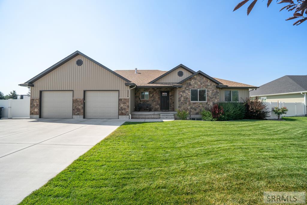 3274 E Sky Mountain Court Property Photo 1