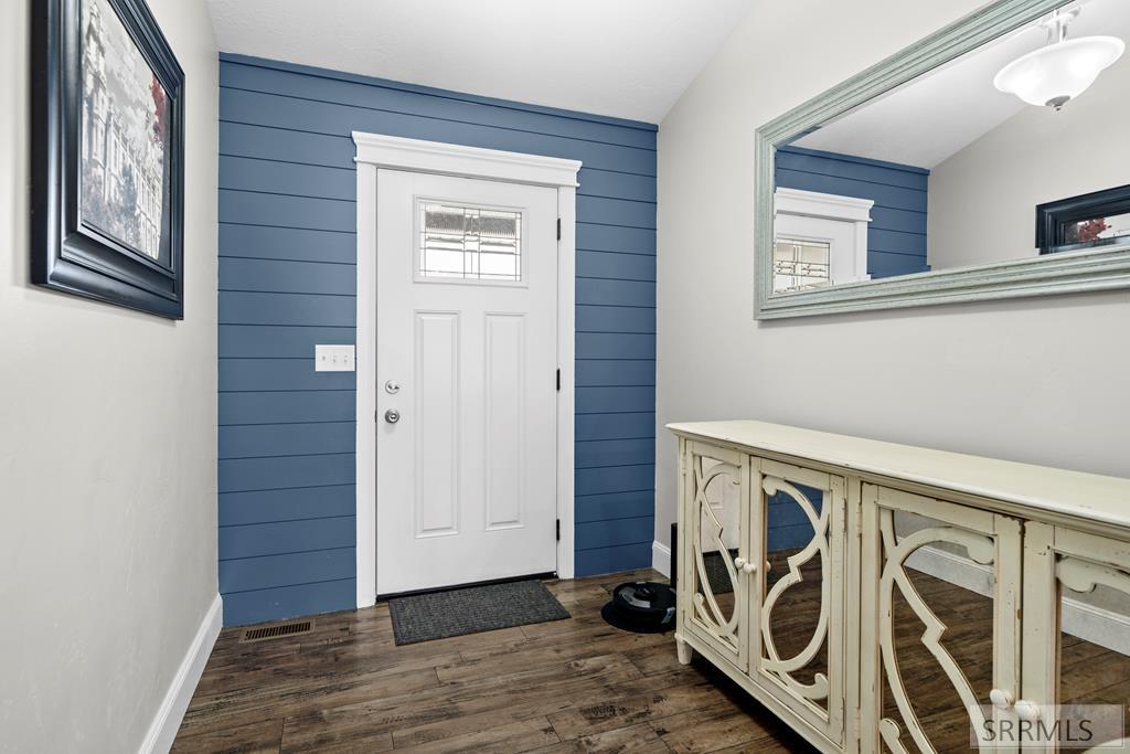 3274 E Sky Mountain Court Property Photo 6