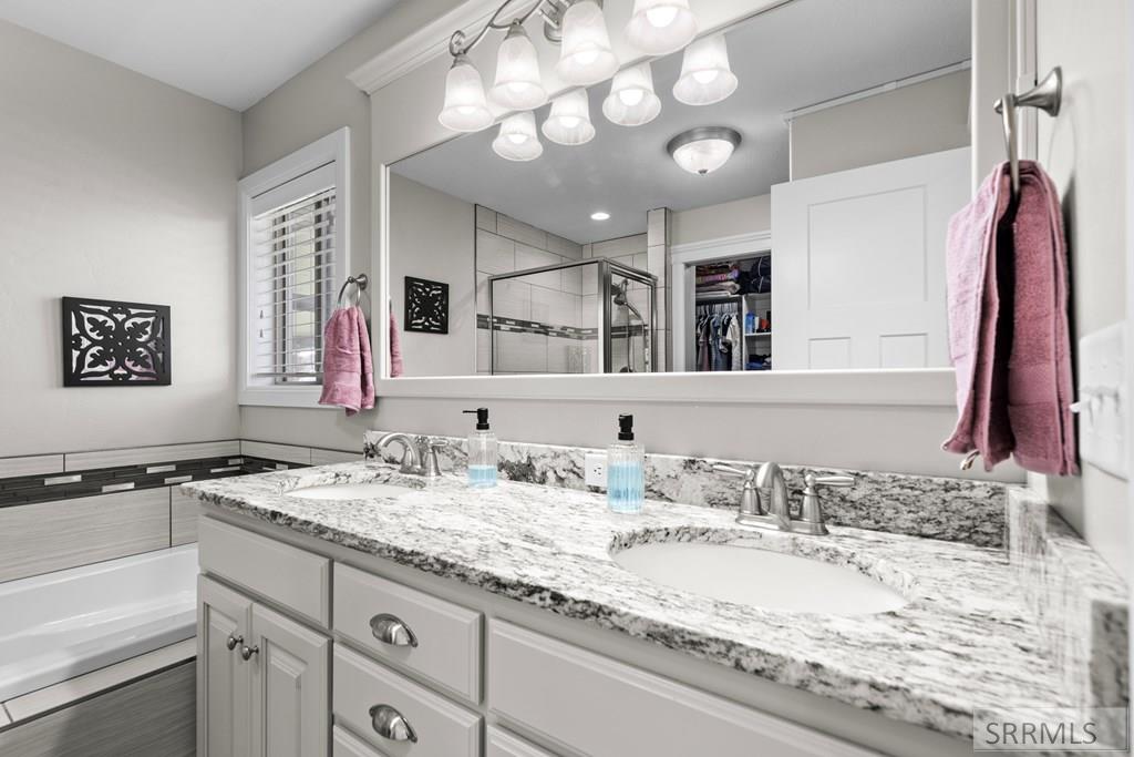 3274 E Sky Mountain Court Property Photo 19