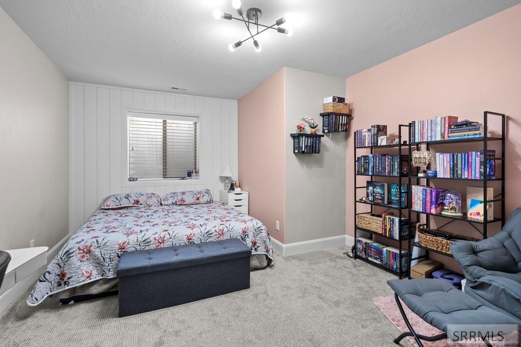 3274 E Sky Mountain Court Property Photo 33