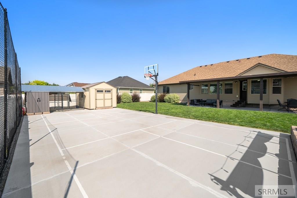 3274 E Sky Mountain Court Property Photo 48