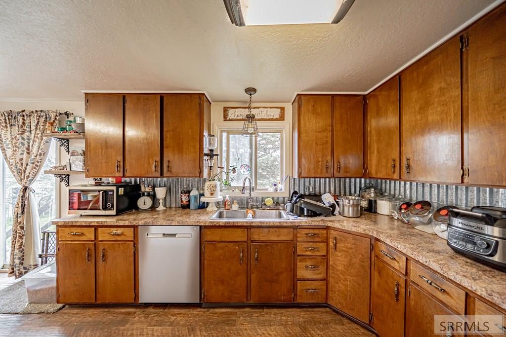 13777 N 55 E Property Photo 8