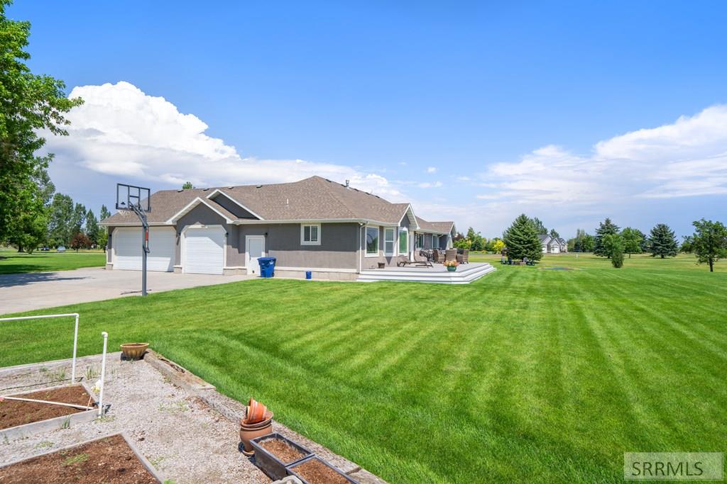 1449 N 600 E Property Photo 13