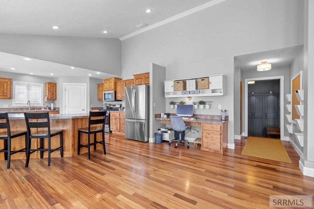 1449 N 600 E Property Photo 22