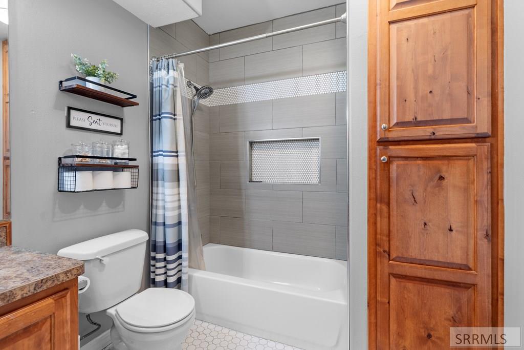 1449 N 600 E Property Photo 56