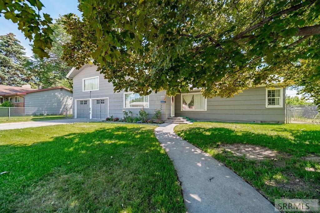 1054 Jefferson Avenue Property Photo 1