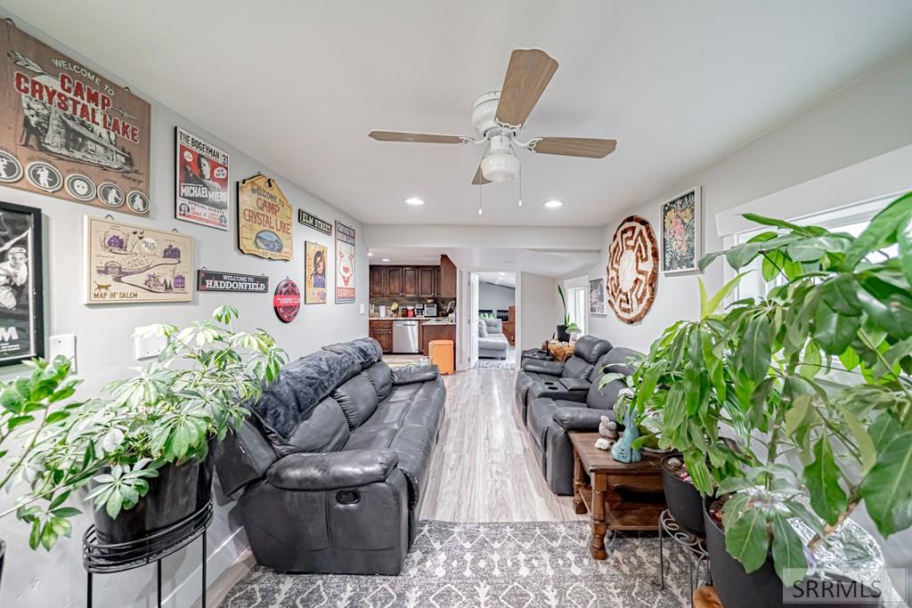 6958 N 25 E Property Photo 6