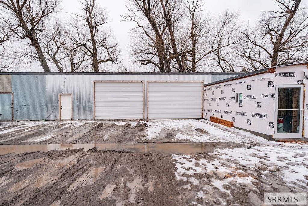 6958 N 25 E Property Photo 8