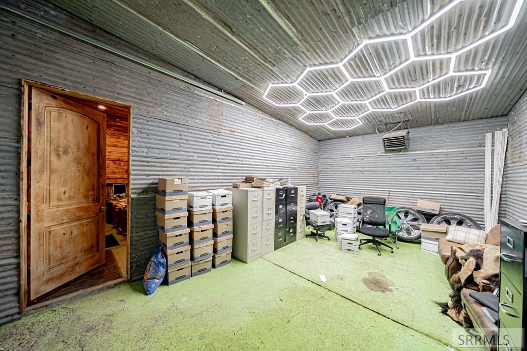 6958 N 25 E Property Photo 12