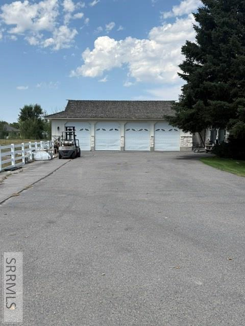 836 E 1400 N Property Photo 5