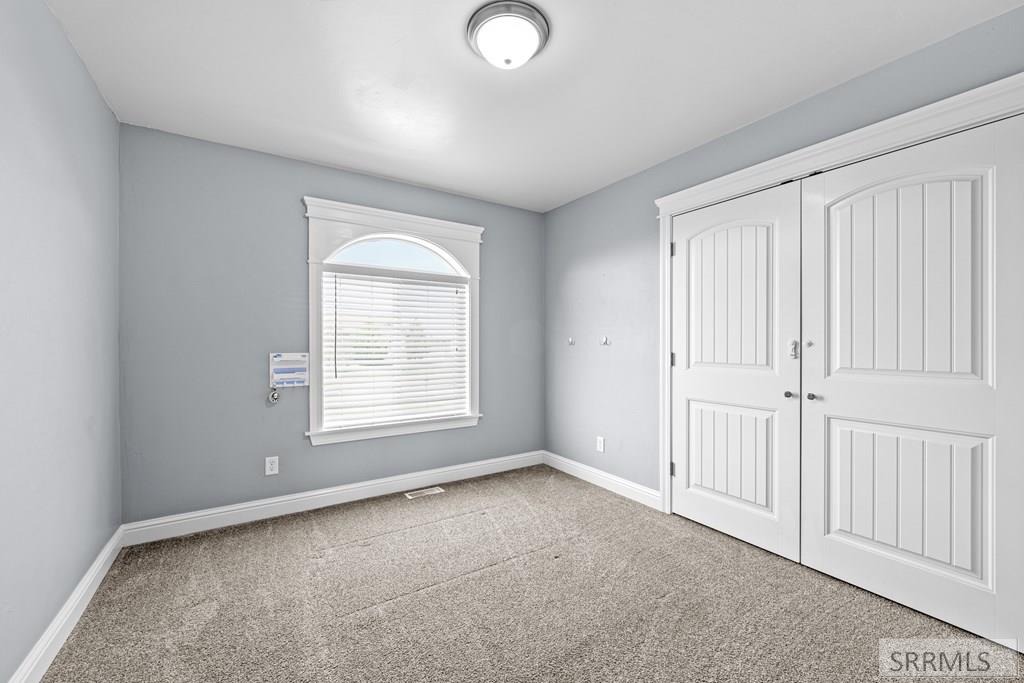 2258 E Hailey Avenue Property Photo 14