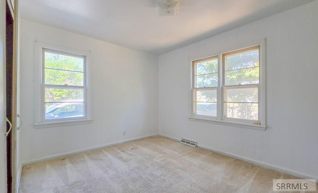 355 Louise Drive Property Photo 4