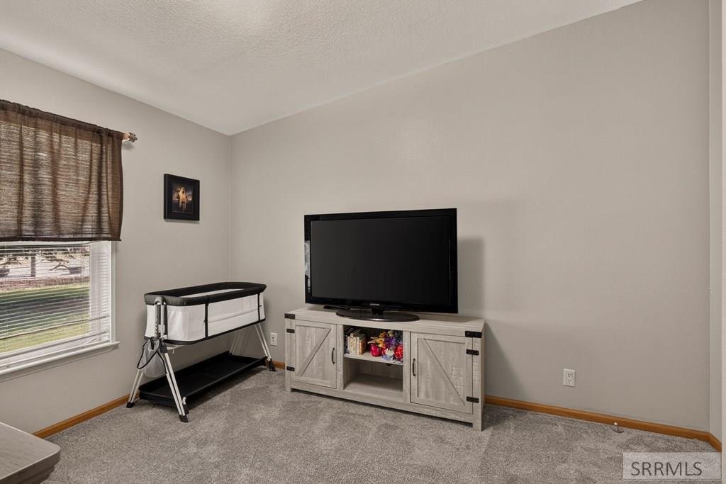 62 S 35 W Property Photo 25