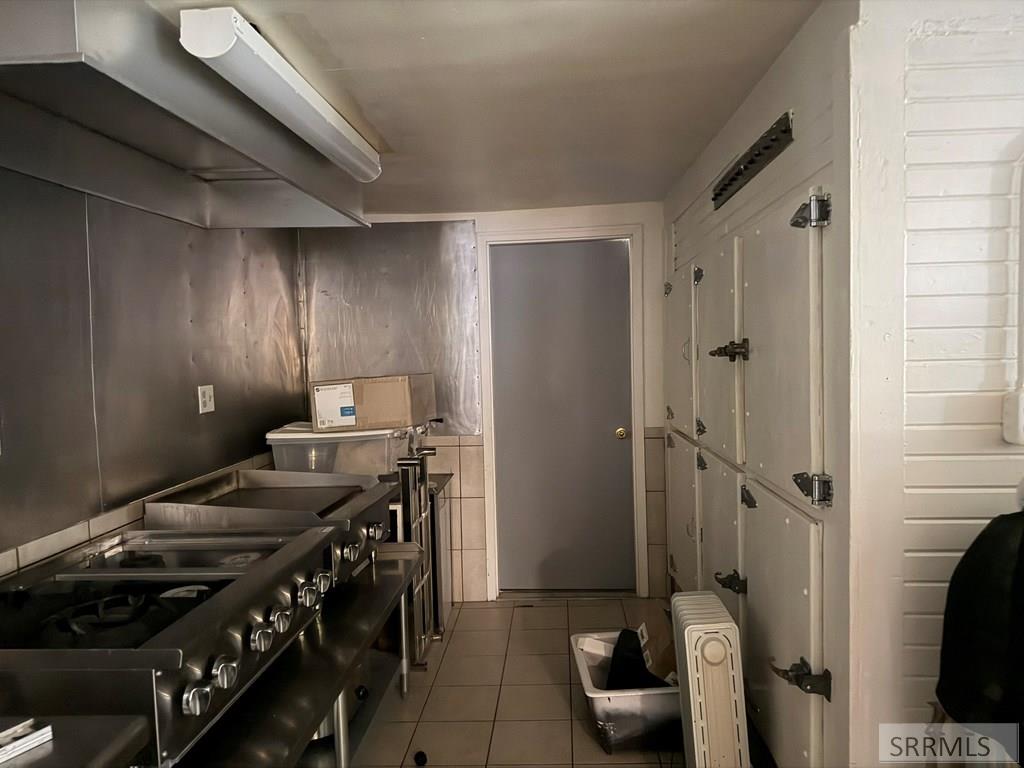 430 E Main Avenue Property Photo 26