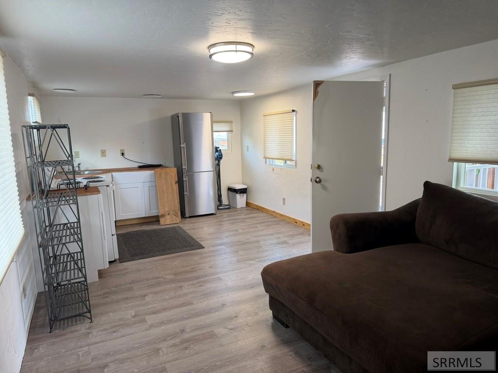 430 E Main Avenue Property Photo 52