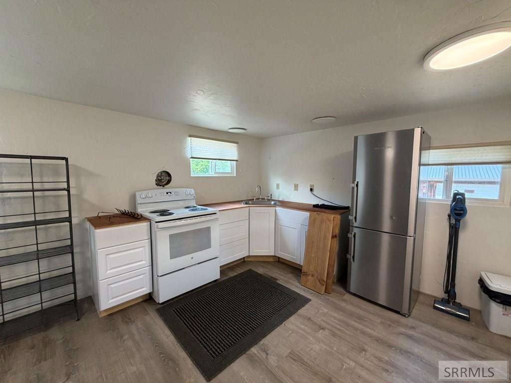 430 E Main Avenue Property Photo 53