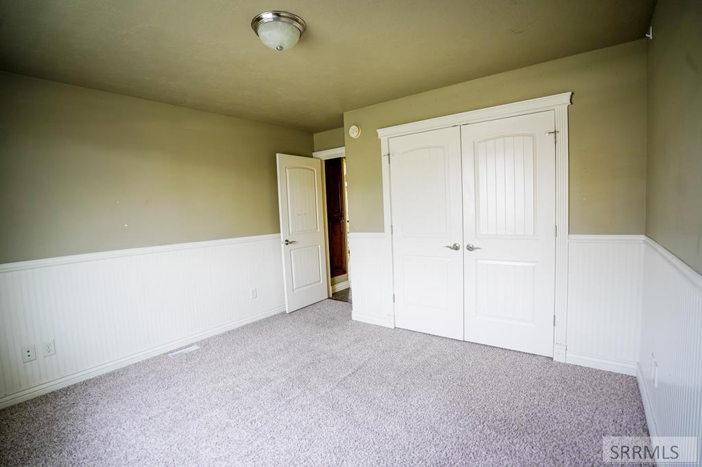 2749 Hillview Drive Property Photo 19