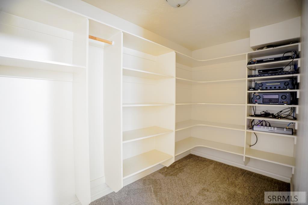 2749 Hillview Drive Property Photo 24