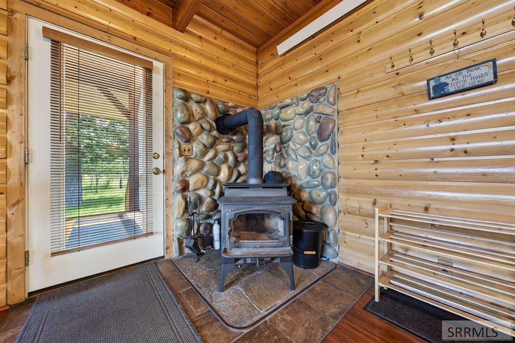 3803 Red Rock Road Property Photo 5