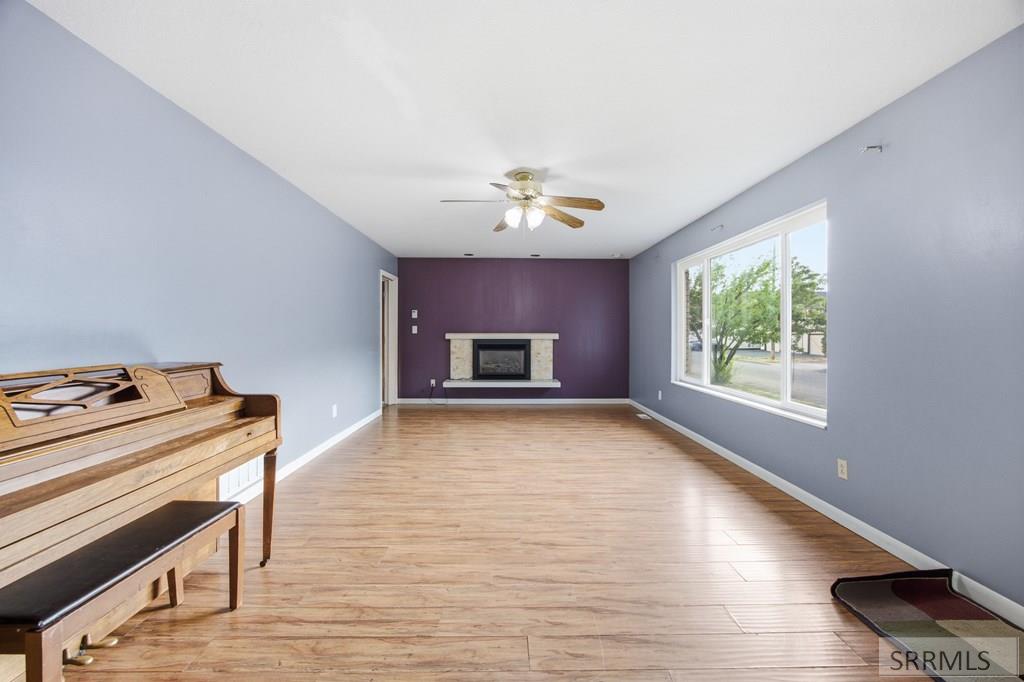 1480 Mound Avenue Property Photo 3