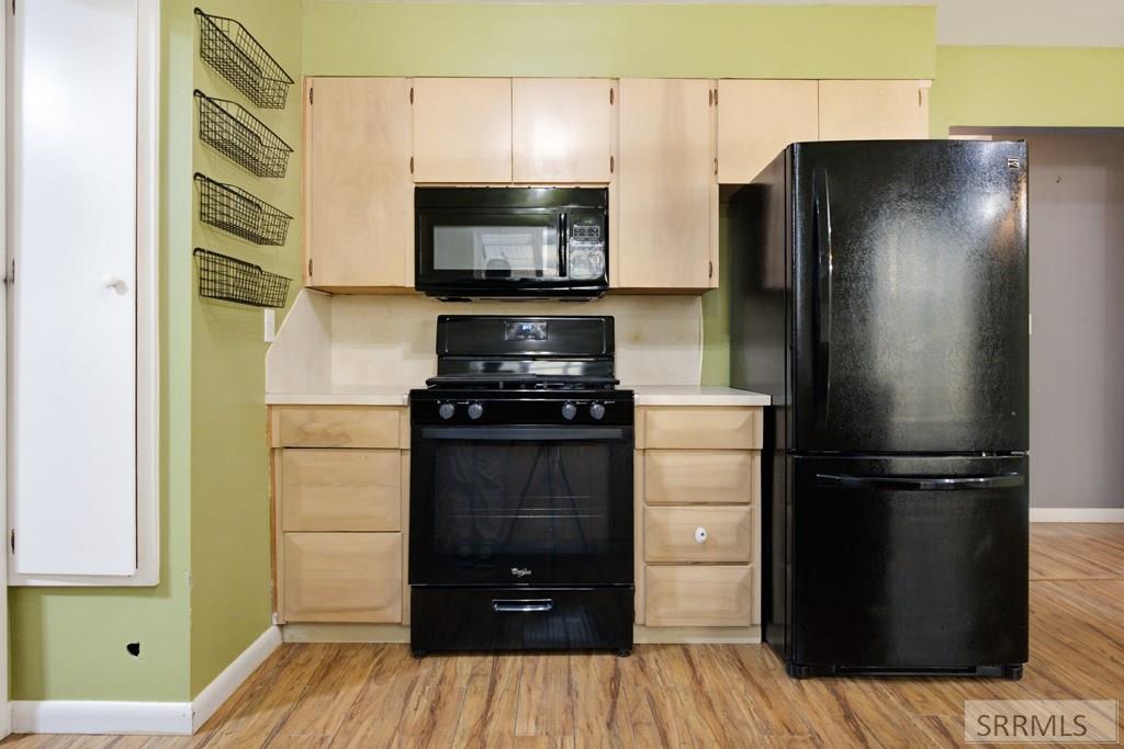 1480 Mound Avenue Property Photo 6