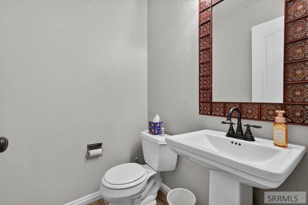 636 Gary Street Property Photo 25