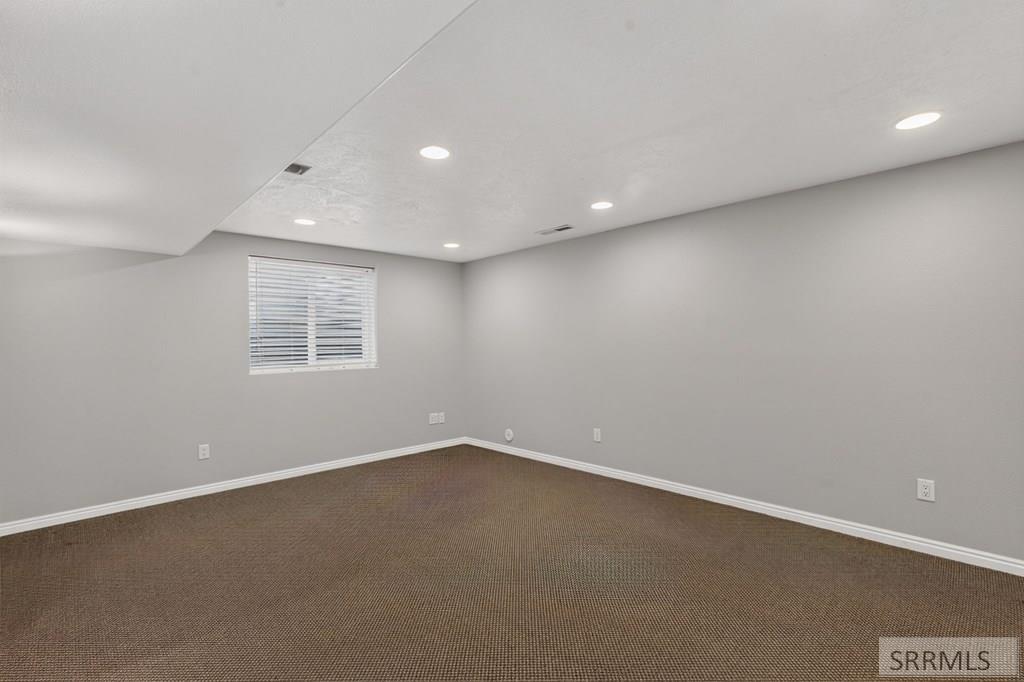636 Gary Street Property Photo 45