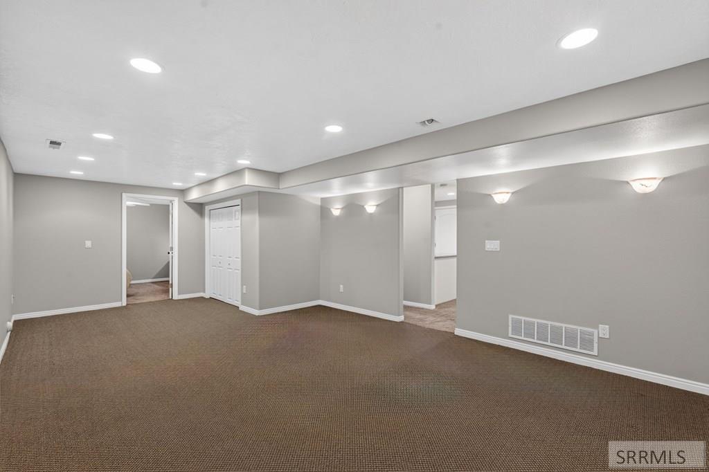 636 Gary Street Property Photo 48