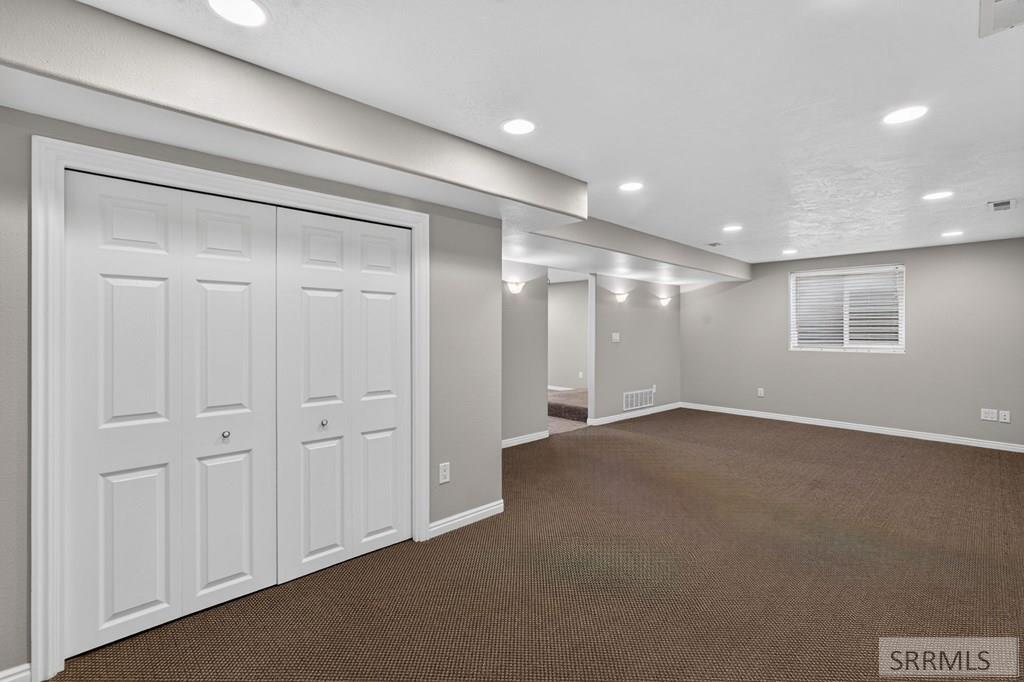 636 Gary Street Property Photo 49