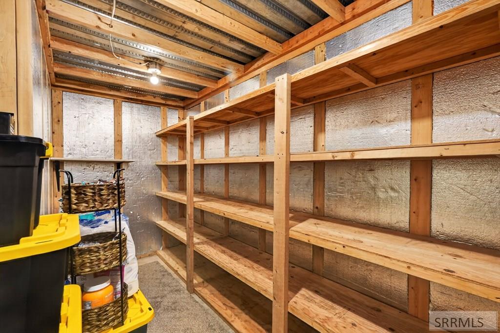 636 Gary Street Property Photo 53