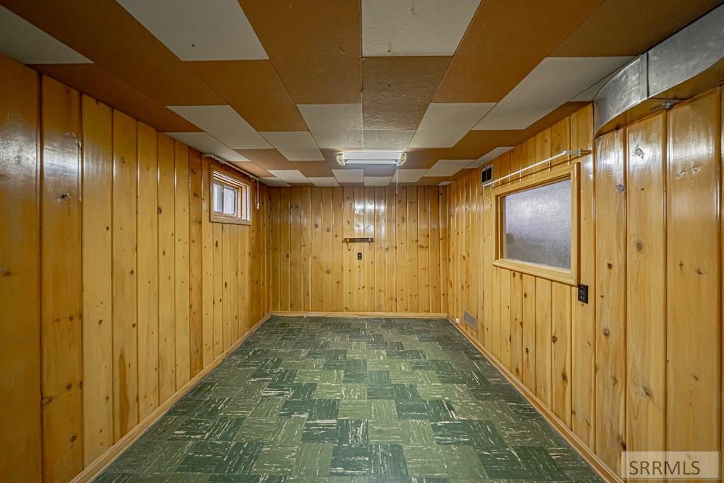 475 E 5th Street Property Photo 17
