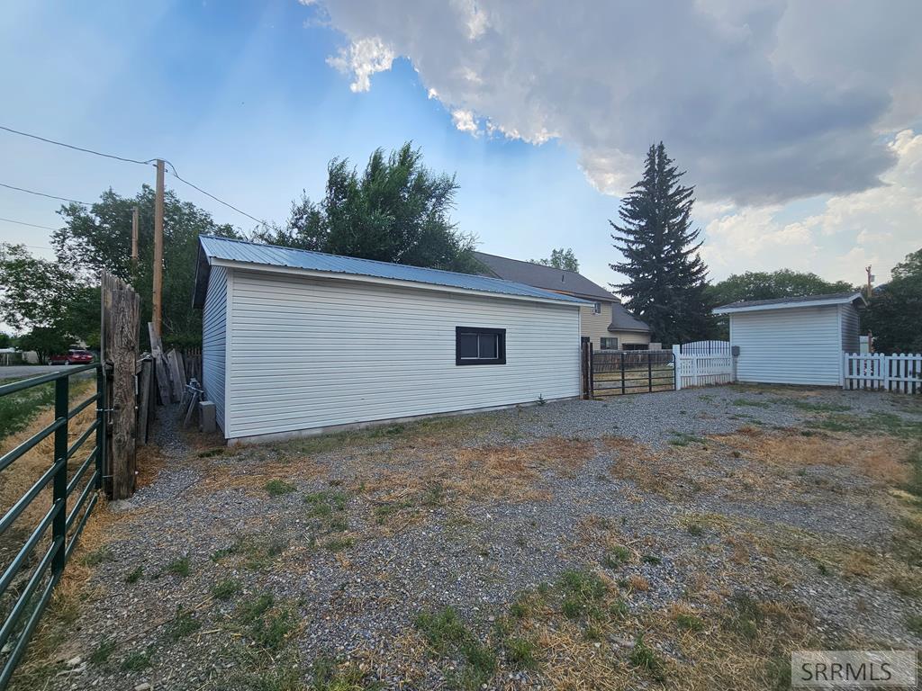 212 Pine Street Property Photo 11