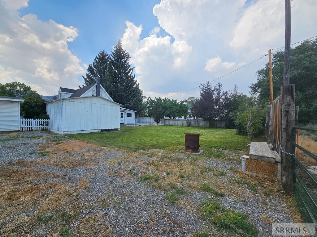 212 Pine Street Property Photo 13