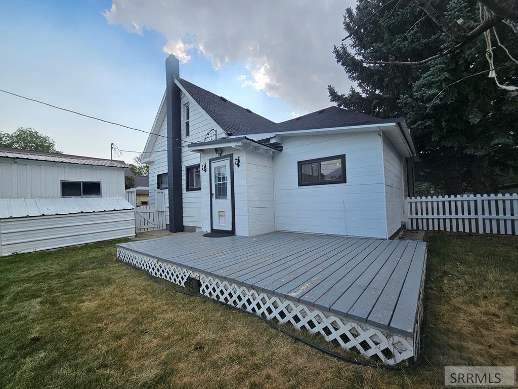 212 Pine Street Property Photo 16