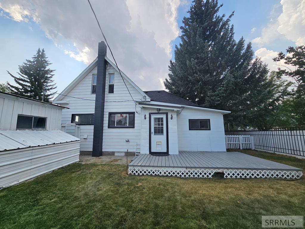 212 Pine Street Property Photo 17