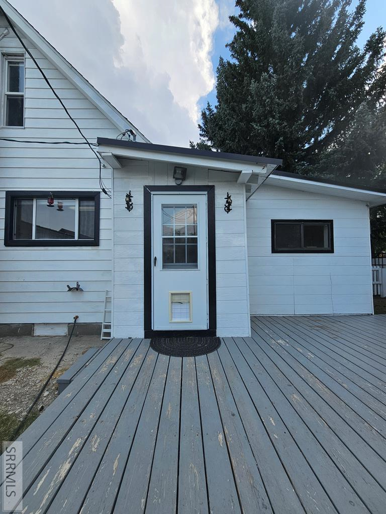212 Pine Street Property Photo 18