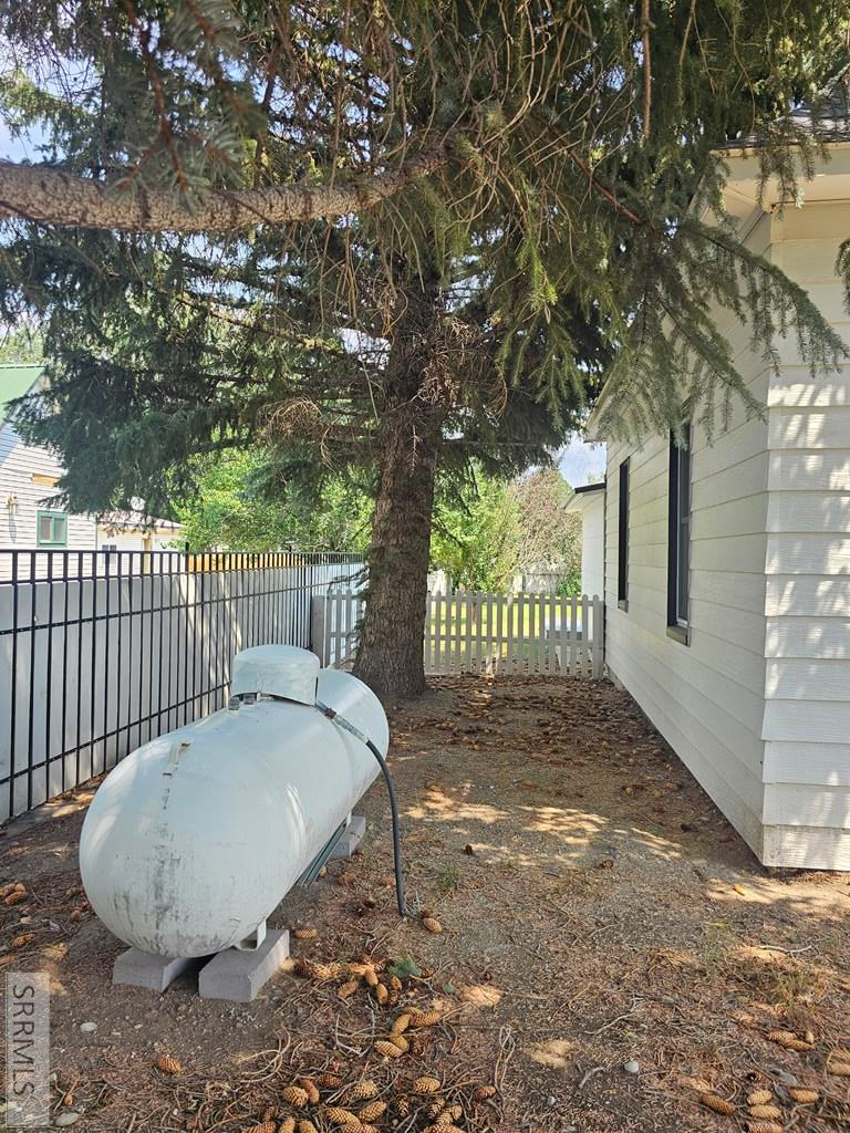 212 Pine Street Property Photo 23