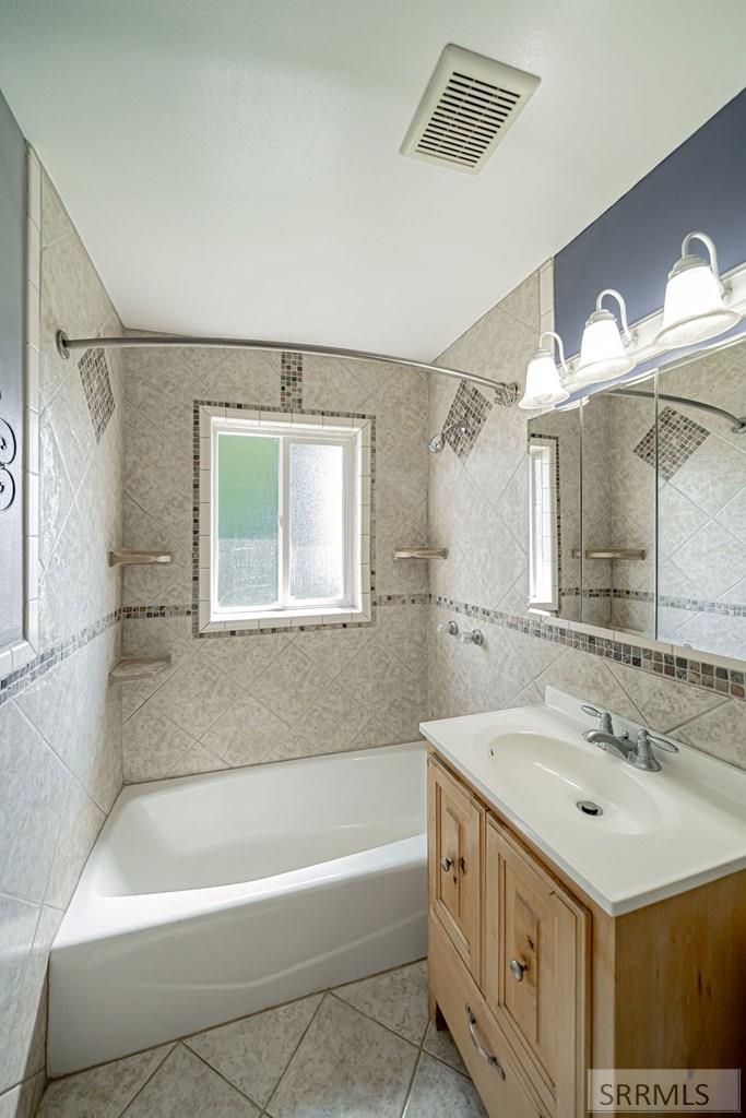 1072 Hillview Avenue Property Photo 31